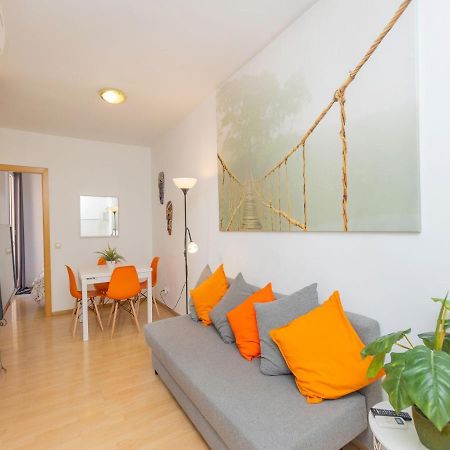 Apartment Eixample Dret Sagrada Familia By Interhome Barcelona Exterior photo