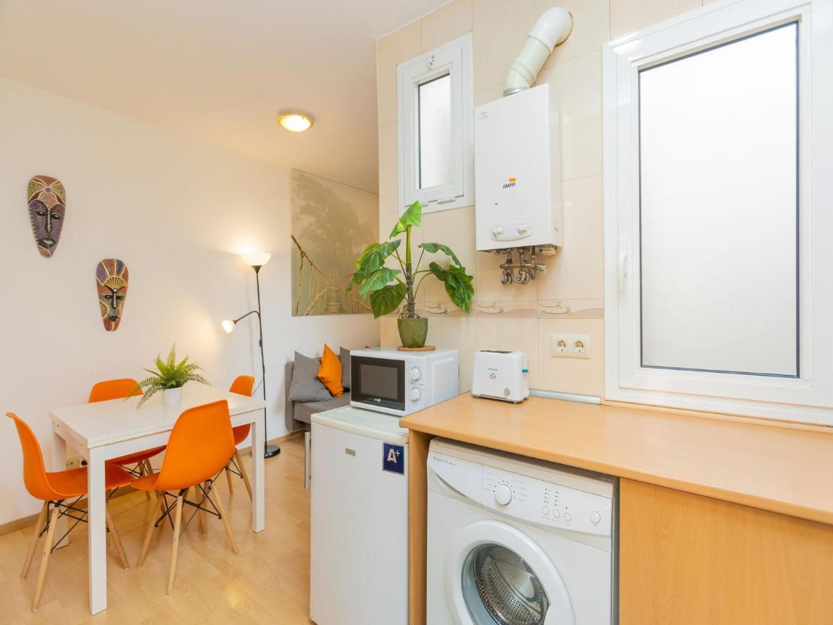 Apartment Eixample Dret Sagrada Familia By Interhome Barcelona Exterior photo